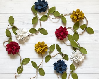 Felt Bloom Flower Garland, Home Decor, Memorial Day, American, 4th of July, Wool Flowers, Felt Flowers, Handmade, wall decor