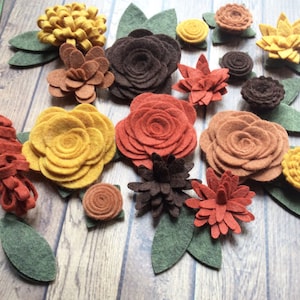 Fall felt flowers / Handmade Loose Wool Felt Flowers / Autumn Flowers / 20 Flowers & 18 leaves / Wreaths Signs Tiered tray image 2