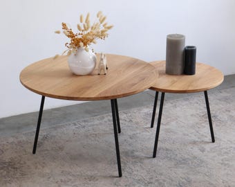 Ręcznie robiony dębowy stolik kawowy: skandynawski wystrój w stylu Mid-Century Modern