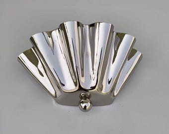 Half Flower Brass Wall Sconce – Handmade Floral-Inspired Wall Light for Bedroom, Hallway, or Patio