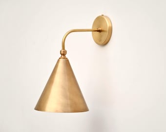 Brass Wall Sconce – Vintage Modern Light for Bedroom or Hallway