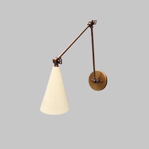 Stilnovo Diabolo Articulated Brass Wall Sconce – Mid-Century Modern Single-Light Adjustable Wall Lamp
