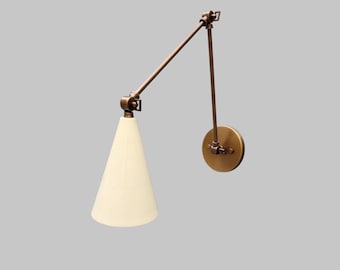 Stilnovo Diabolo Articulated Brass Wall Sconce – Mid-Century Modern Single-Light Adjustable Wall Lamp