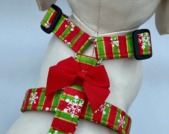 Dog Harness - Traditional Snowflake Stripes