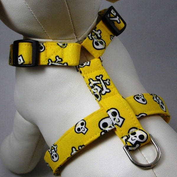 Dog Harness - Yellow Skull & Crossbones