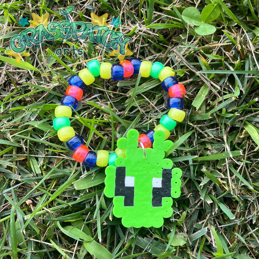 Alien Kandi Bracelet - Etsy