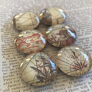 Weltreisende Magnete. Satz von 6, 1 Zoll (25mm) Runde Glas Magnete für Haus, Büro oder Schule Dekor. Set Sail mit antiken Karte Drucken.