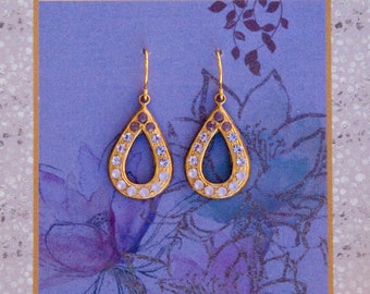 SARASWATI EARRINGS violet lavender