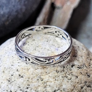 Sterling Silver Scroll Band Ring Vines