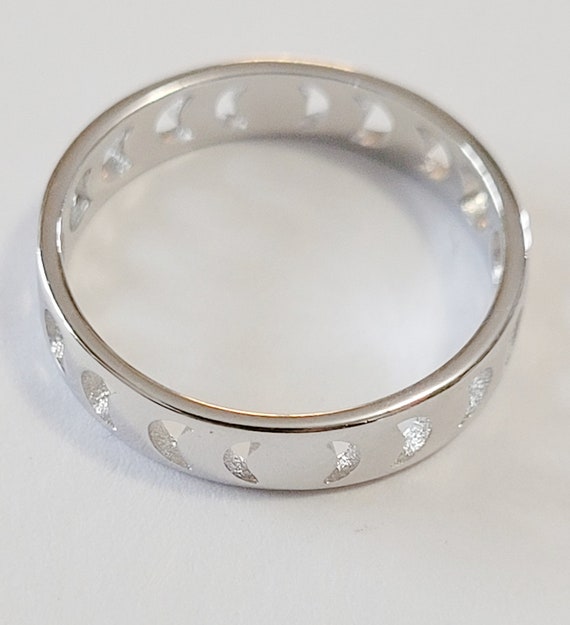 Celestial Moon Phase Sterling Silver Ring Size Ne… - image 1