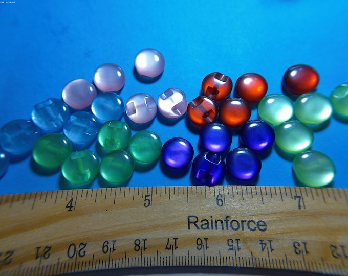 CLEARANCE! 12MM Candy Drop Buttons~6 Colors~30 Buttons