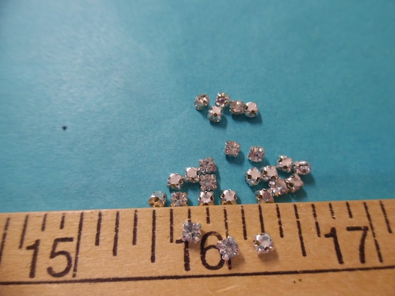 Tiny rhinestone buttons/embellishments~Silver Setting~3MM~Set of 40~Dolls~Flapper