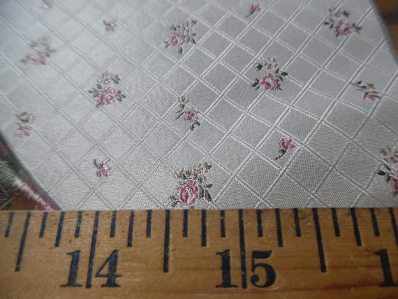100% Silk Brocade~Miniature Scale~Roses on Quilt Look Back~Pink/Oyster~19"x20"~Japan