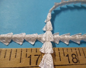 Vintage Fan Braid~White~3/8" wide~By The Yard~100% Rayon~Flapper