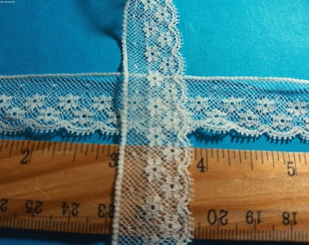 LIMITED! Vintage OOP French Cotton Floral Pattern Lace~3/4"~Ivory~BTY