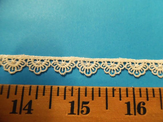 Tiny Creamy White Venise Lace~3/8"~Delicate Doll Trim~BTY