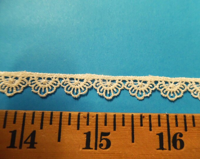 Tiny Creamy White Venise Lace~3/8"~Delicate Doll Trim~BTY