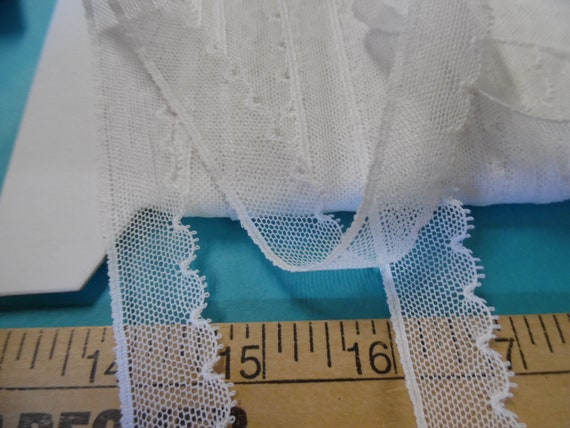 French Val Scalloped Net Lace~White~Cotton~7/8"~Capital Imports~BY THE YARD~Doll lace~Heirloom Sewing