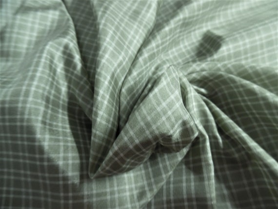 Light Sage and White Plaid Tissue Taffeta~9"x22"~Great 4 Miniatures~Small dolls~All dolls!