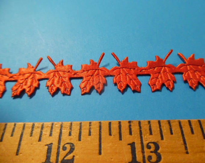 Novelty Maple Leaf Trim~Dark Orange~5/8"Wide~Can Be Cut For Appliques~BTY