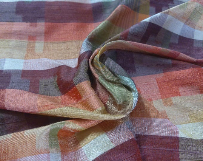 Patterned Silk Shantung~Multiple Fall Colors~Textured Hand~18"x27"~Doll Fabric