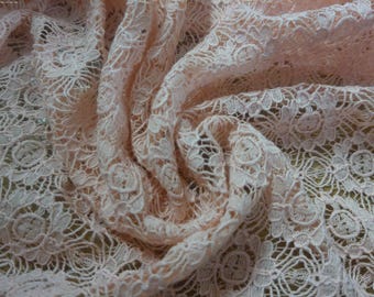 BASEMENT BARGAIN! 100% Cotton Corded Lace~Peach~18"x28"