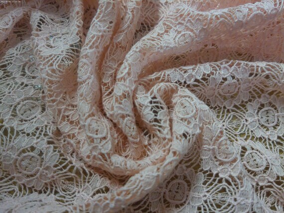 BASEMENT BARGAIN! 100% Cotton Corded Lace~Peach~17"x28"
