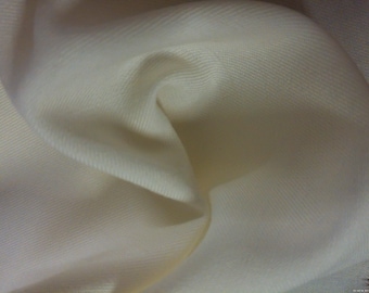 Swiss Wool Challis~Light Cream~Imported~Rare~9"x28"