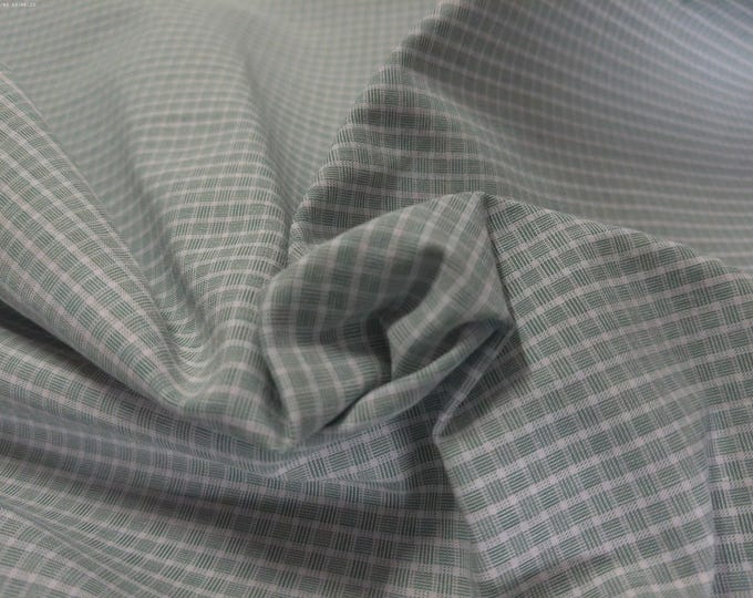 BASEMENT BARGAIN! Cotton Poplin~Micro Windowpane~Sage/White~26"x31"~Doll Fabric