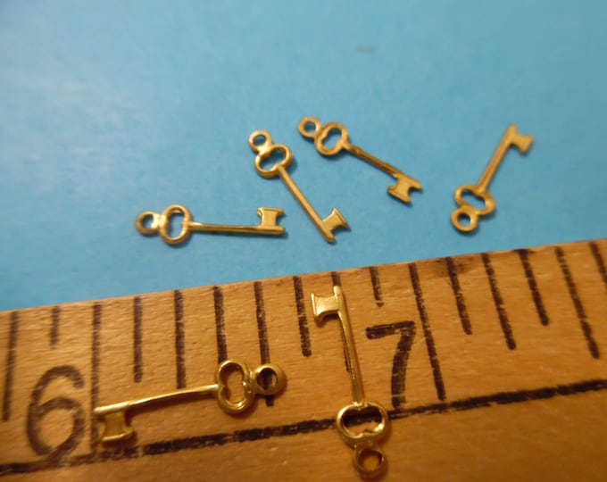 Miniature Scale Brass Skeleton Keys~Set 6~Gold~Modern, Antique, & Vintage Dolls