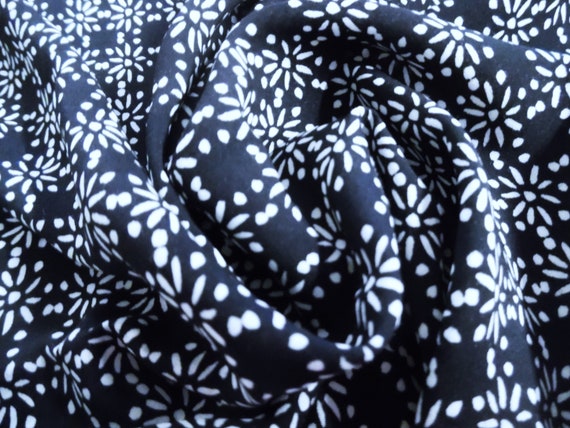 Rayon Challis~Small Floral Print in White on Navy Blue~18"x28"~Doll Fabric~Flapper