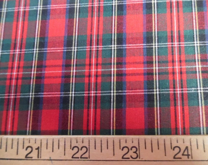 Small Tartan Plaid Cotton Lawn~Red/Hunter Green/White~18"x30"