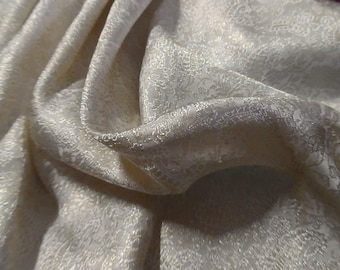 100%Silk Jacquard Brocade~India~Cream/Gold/Pearl~8 3/4"x22"~Doll Fabric~Miniatures