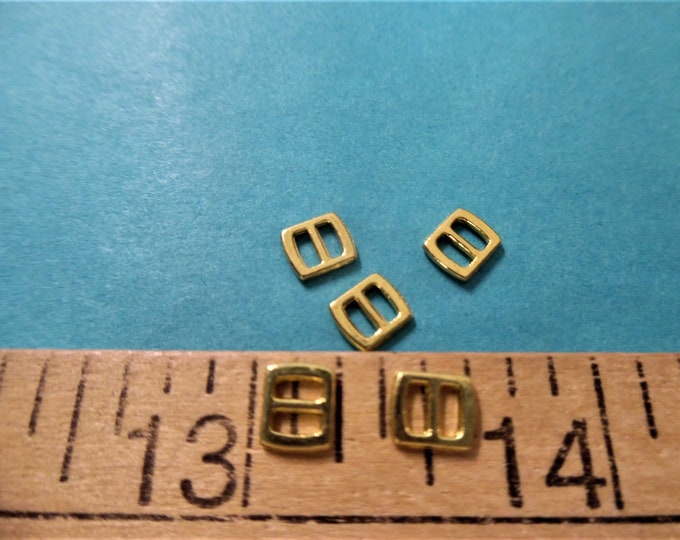 Tiny Metal Blythe Doll Buckles~Style A~5MM x 5.5MM~Gold~Set 6~Antique, Modern & Vintage Dolls