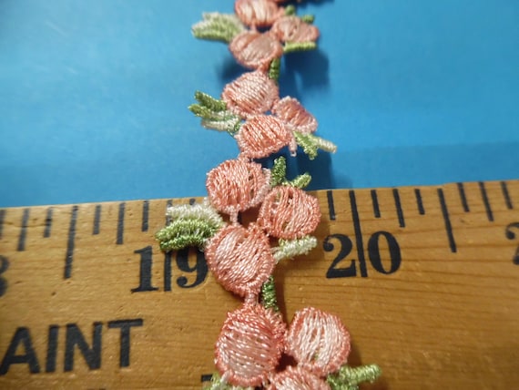 Schiffli Braid~Floral Clusters~Shades of Dusty Pink~3/4" wide~Make Appliques~BTY