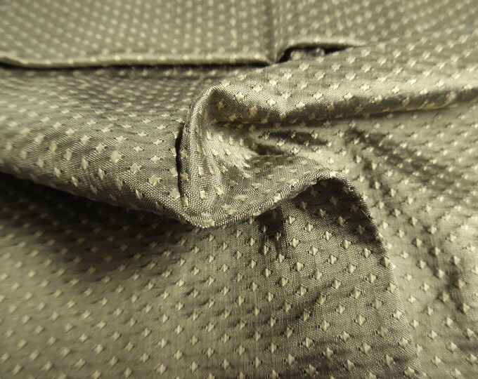 100% SILK~LAVENDER PEARL TISSUE TAFFETA~DOLL FABRIC~9"x22"~MINIATURES 100% SILK~LAVENDER PEARL TISSUE TAFFETA~DOLL FABRIC~9"x22"~MINIATURES