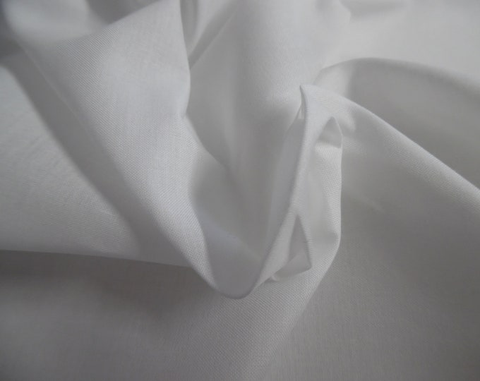 Italian Cotton Organdy~White~18"x28"~Slighty Crisp Hand