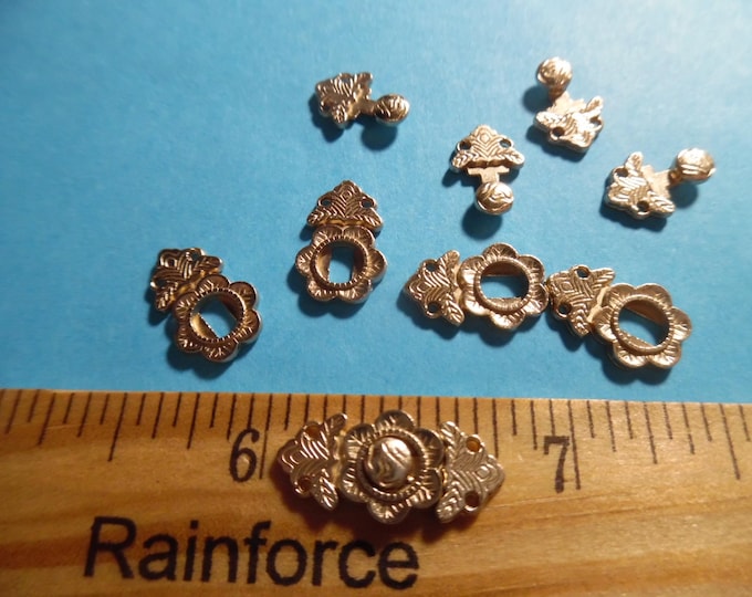 Novelty Two Piece Metal Toggle Buckles~3/4" (18MM)~5 Sets~Style B~Gold~Great for Coats/Purses/Belts/Capes