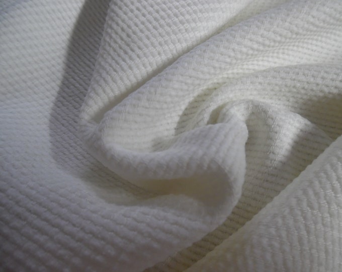 Novelty Weave Cotton Suiting~White~12"x29"~Great Doll Fabric