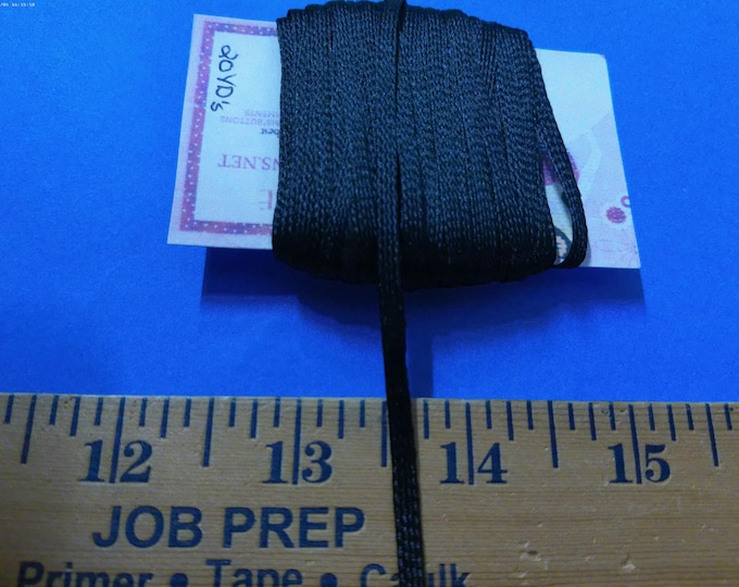 Lancet~Pull~Gathering Braid~Black~20Yards~Make Your Own Trim!
