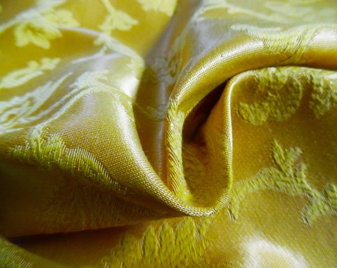 LAST PC! Large Scale Satin Brocade~Golden Yellow~18"x25"