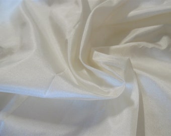Ivory Silk Tissue Taffeta~9"x22"~Great 4 Miniatures~Small dolls~All dolls!