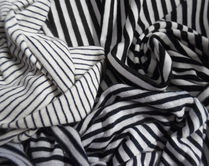 STASH BUILDER!  Black & White Stripe Jersey~3 Sizes of Stripes~Great 4 Sweaters, Hats, Buntings, Leggings, Ect!