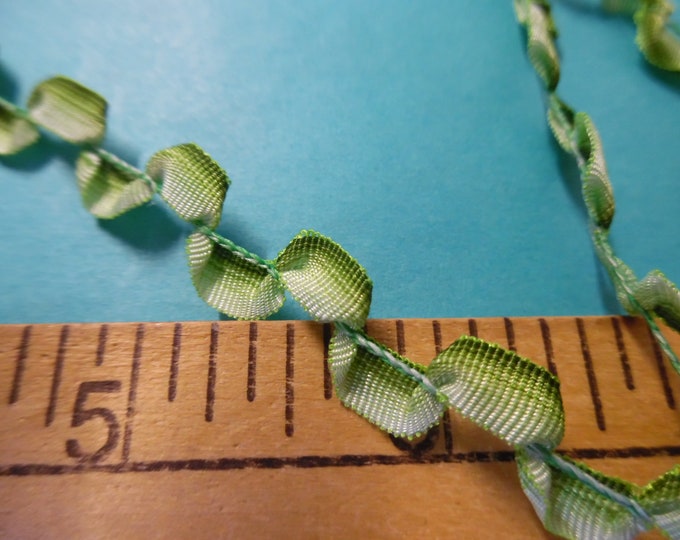 Ruched Ombre' Ribbon Trim~Shades of Green~3/8"x2 Yards~Modern, and Vintage Dolls