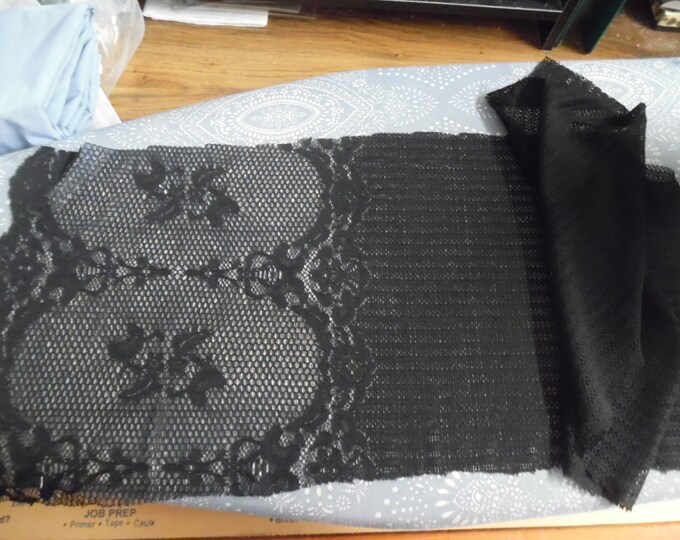 BASEMENT BARGAIN! Black Lace Scrap~10"x40"