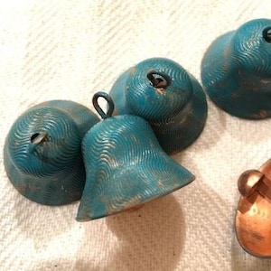 Liberty Bells Textured Surface Working Ringer in BRIGHT TURQUOISE - 6 Bells
