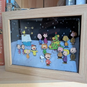 Charlie Brown Peanuts Shadow Box 3D Diorama (Natale)