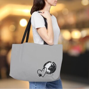 Adorable Cat Tote Bag Reusable Canvas Shoulder Bag for Cat Lovers Perfect Aesthetic Shopping Bag for Everyday Use