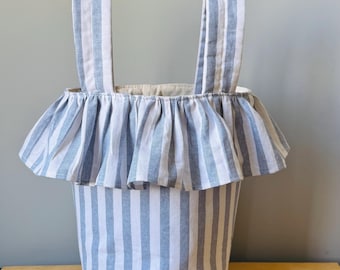 Ruffled Stroller Bag | Stylish Diaper Tote for Moms | Feminine Baby Organizer | Soft Structured Stroller Storage | Trendy Mom Gift