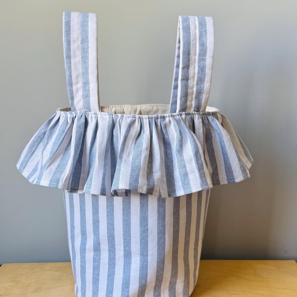 Ruffled Stroller Bag | Stylish Diaper Tote for Moms | Feminine Baby Organizer | Soft Structured Stroller Storage | Trendy Mom Gift